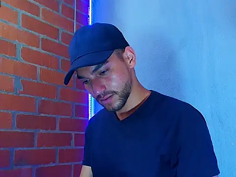 Leandro valenzuela online show from 11/12/25, 06:45