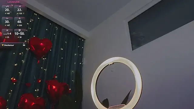 Snapshot of AudreyMell chatting on 02/18/25, 05:53 AudreyMell online show from 02/18/25, 05:53