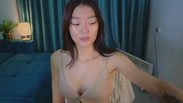 AudreyMell online show from 10/28/25, 02:16