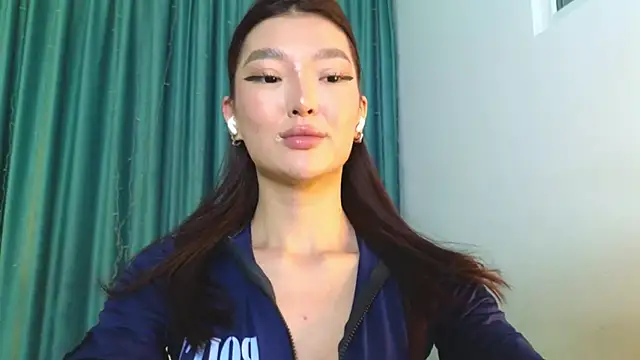 AudreyMell online show from 11/13/25, 03:49