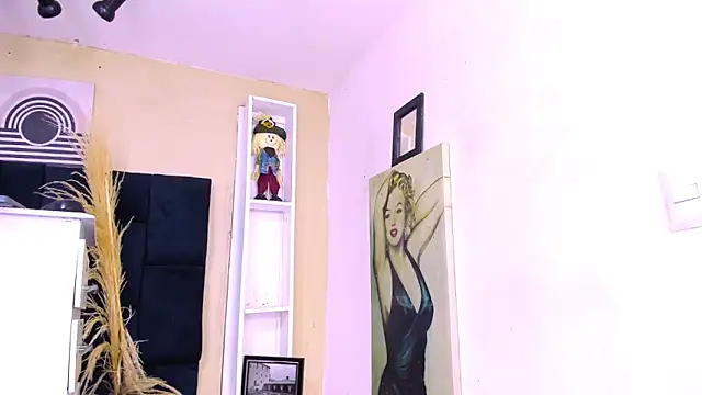 Snapshot of AlissonSpears chatting on 06/15/26, 06:35 AlissonSpears online show from 06/15/26, 06:35