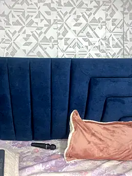 ElaaPerez online show from 11/20/25, 12:39