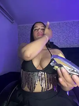 ElaaPerez online show from 03/04/25, 09:32