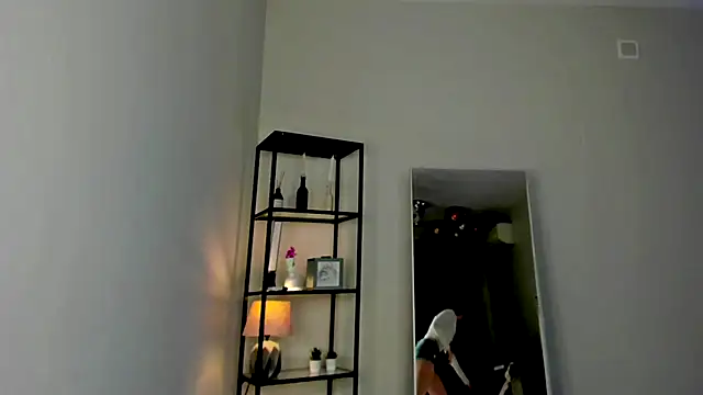 Snapshot of elfinvibes chatting on 10/30/25, 06:34 elfinvibes online show from 10/30/25, 06:34