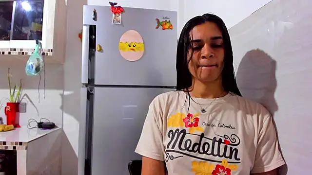 Snapshot of Biancasantillana chatting on 10/20/25, 07:14 Biancasantillana online show from 10/20/25, 07:14