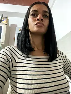 Snapshot of Biancasantillana chatting on 10/17/25, 01:24 Biancasantillana online show from 10/17/25, 01:24