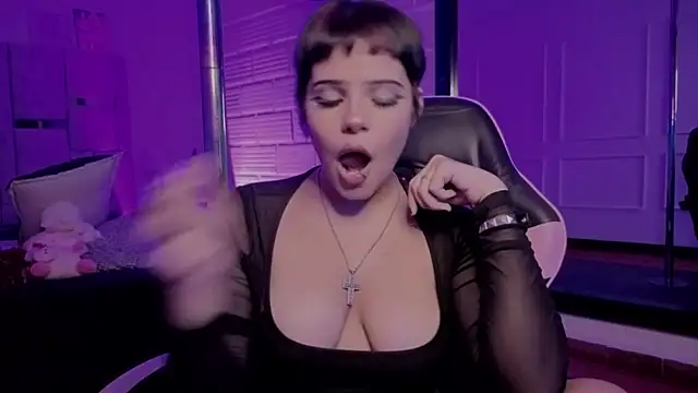 BonnieAnderson  online show from 04/21/26, 08:15