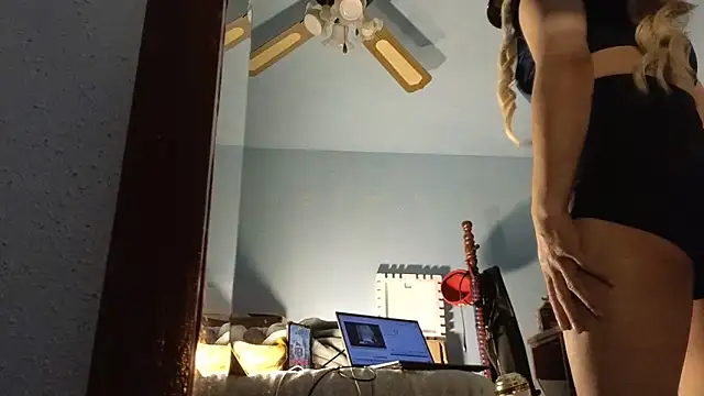 Sandrasaa online show from 03/12/26, 10:30