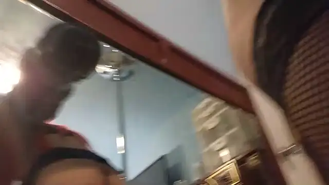 Sandrasaa online show from 10/05/25, 09:33