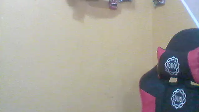 Snapshot of _Dmente_ chatting on 10/14/25, 08:59 Dmente online show from 10/14/25, 08:59