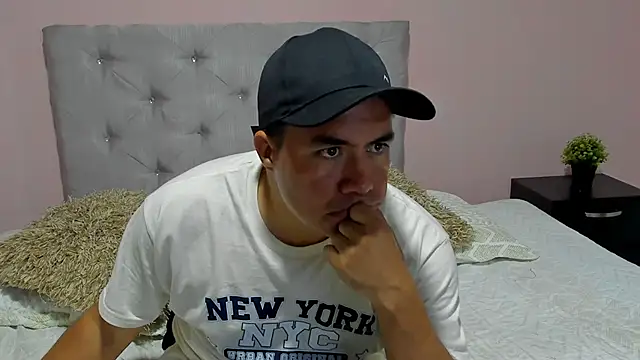 Jhonatan Morales S online show from 10/12/25, 03:30