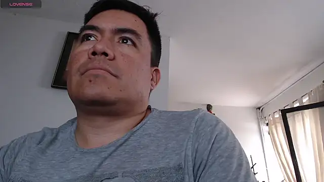 Jhonatan Morales S online show from 02/02/26, 05:01