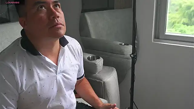 Jhonatan Morales S online show from 02/22/26, 08:32