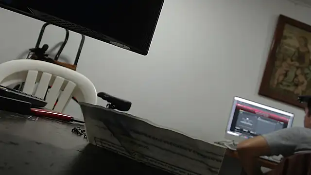 Jhonatan Morales S online show from 03/13/25, 06:26