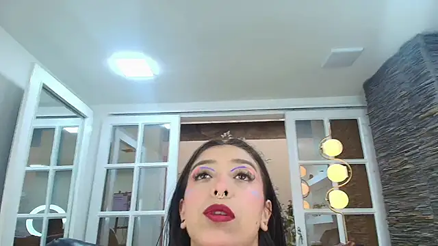 Snapshot of miss_collins chatting on 11/04/25, 06:33 miss collins online show from 11/04/25, 06:33