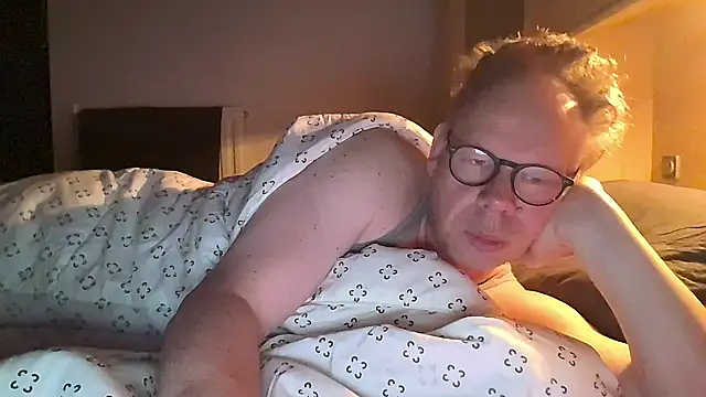 kinkyslet8 online show from 12/01/25, 06:36