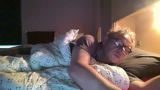 kinkyslet8 online show from 10/19/25, 07:11