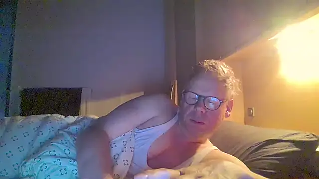 kinkyslet8 online show from 11/22/25, 08:35