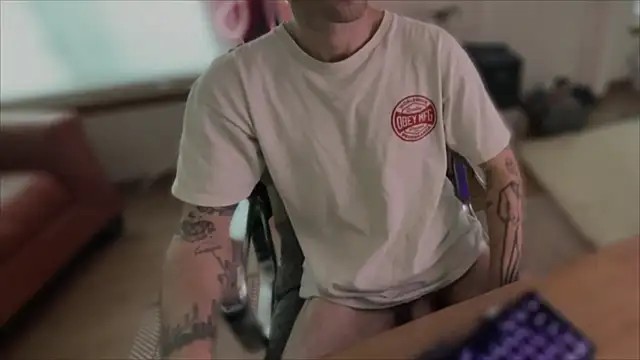 RuffClvb online show from 10/12/25, 01:56