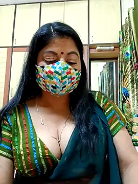 Snapshot of Ratna-777 chatting on 03/11/25, 05:46 Ratna-777 online show from 03/11/25, 05:46