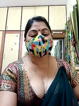 Snapshot of Ratna-777 chatting on 03/08/25, 03:39 Ratna-777 online show from 03/08/25, 03:39