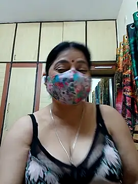 Snapshot of Ratna-777 chatting on 09/14/25, 07:14 Ratna-777 online show from 09/14/25, 07:14