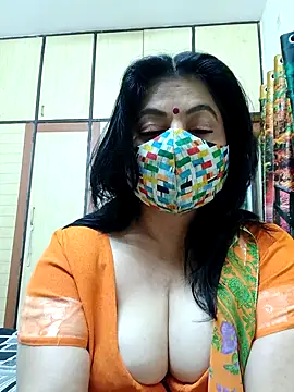 Snapshot of Ratna-777 chatting on 10/16/25, 05:54 Ratna-777 online show from 10/16/25, 05:54
