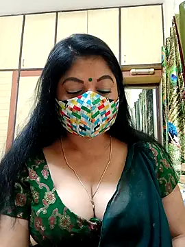 Snapshot of Ratna-777 chatting on 02/25/25, 06:55 Ratna-777 online show from 02/25/25, 06:55