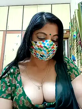 Snapshot of Ratna-777 chatting on 03/13/25, 03:33 Ratna-777 online show from 03/13/25, 03:33