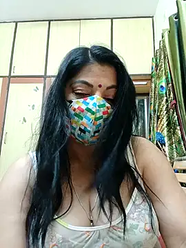 Snapshot of Ratna-777 chatting on 03/22/25, 09:21 Ratna-777 online show from 03/22/25, 09:21