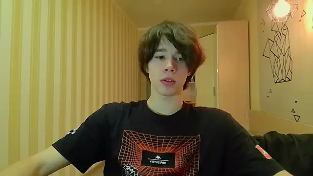 Snapshot of gayGamogey chatting on 03/18/25, 05:33 gayGamogey online show from 03/18/25, 05:33