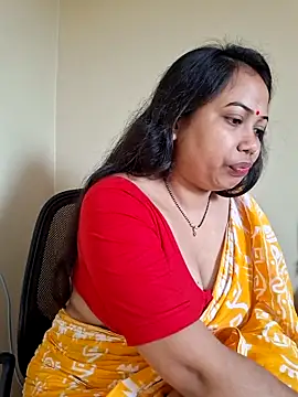 DREAM GIRL-30 online show from 05/05/26, 03:53