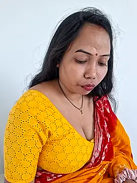 DREAM GIRL-30 online show from 11/23/25, 06:01