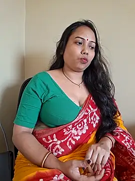 DREAM GIRL-30 online show from 05/06/26, 07:45
