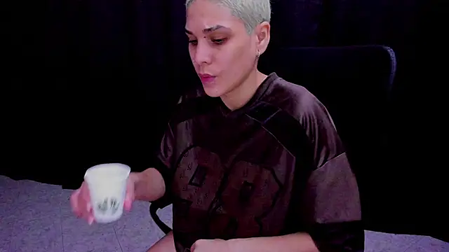 Charlee pink online show from 09/14/25, 06:03