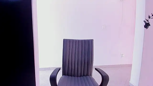 Charlee pink online show from 09/11/25, 05:57