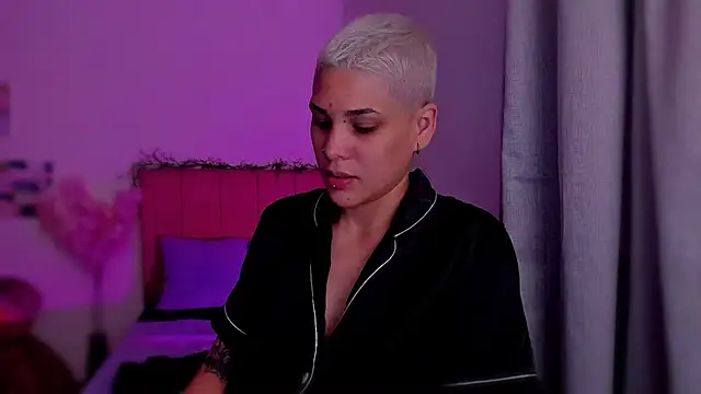 Charlee pink online show from 03/01/26, 03:28