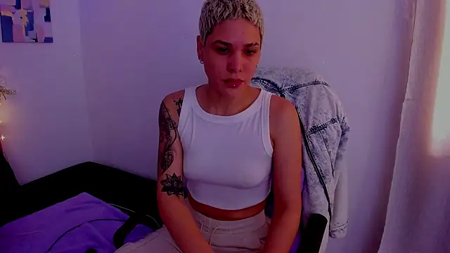 Charlee pink online show from 10/05/25, 04:53