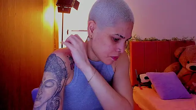 Charlee pink online show from 03/26/26, 05:50