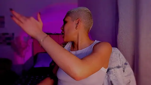 Charlee pink online show from 02/23/26, 06:41