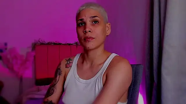 Charlee pink online show from 03/02/26, 05:08