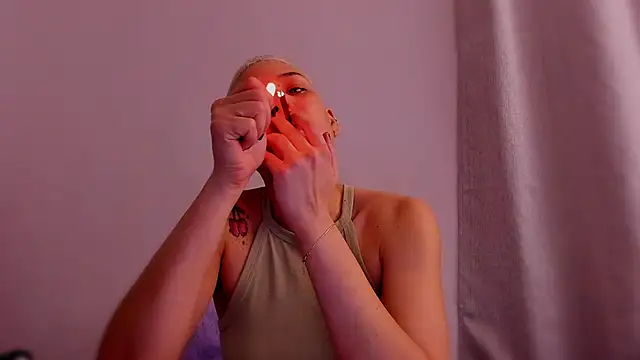 Charlee pink online show from 02/17/26, 02:42