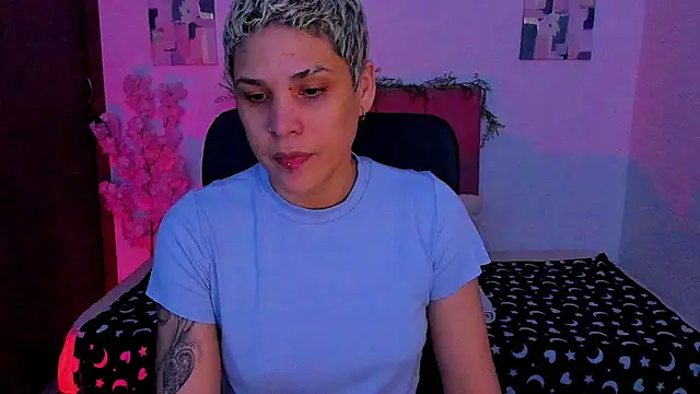 Charlee pink online show from 10/24/25, 12:31