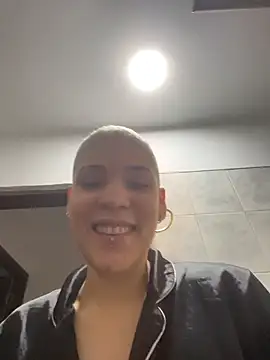 Charlee pink online show from 03/01/26, 06:08