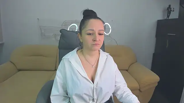 AngellLika online show from 02/12/26, 12:16