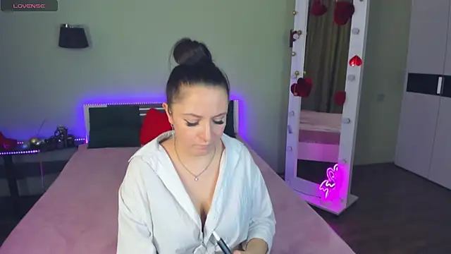 AngellLika online show from 09/20/25, 12:32