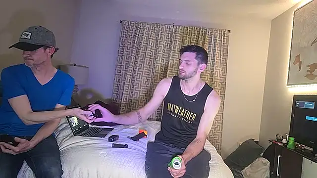 ChillzPnp online show from 04/15/26, 03:01