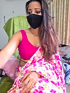Snapshot of Cute-Tara chatting on 02/21/25, 05:13 Cute-Tara online show from 02/21/25, 05:13