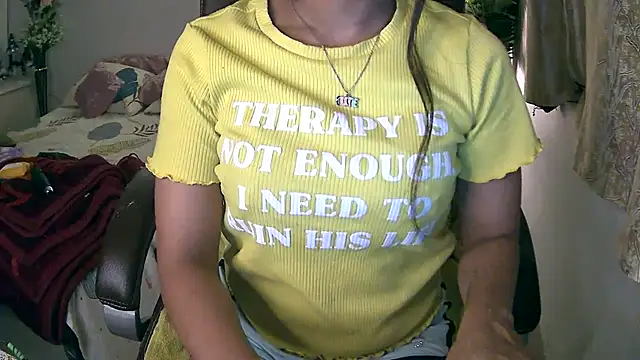 Snapshot of Cute-Tara chatting on 03/21/25, 08:50 Cute-Tara online show from 03/21/25, 08:50