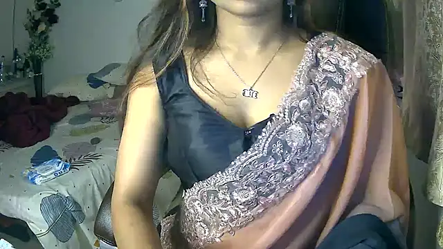 Snapshot of Cute-Tara chatting on 03/19/25, 04:36 Cute-Tara online show from 03/19/25, 04:36
